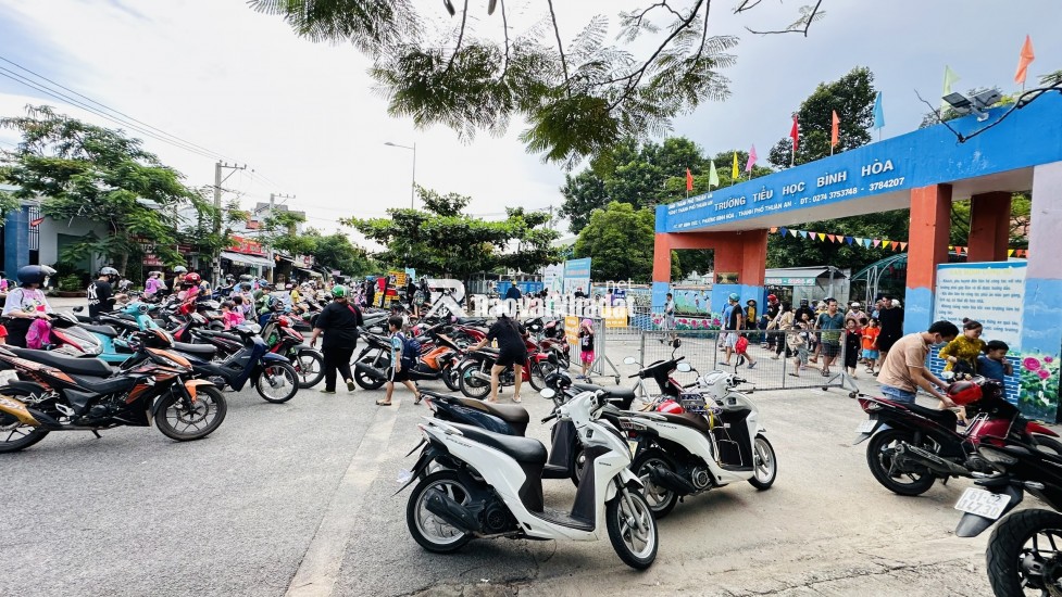 CƠ HỘI ĐẦU TƯ, NHÀ 132M², NGANG 5M, MẶT TIỀN KINH DOANH SẦM UẤT, BÌNH HÒA, CHỈ 5.6 TỶ